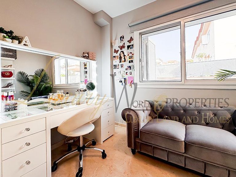 Villa for Sale in Puerto De Santiago, Tenerife, España 45