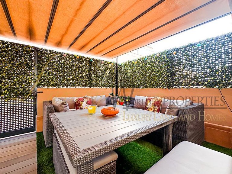 Villa for Sale in Puerto De Santiago, Tenerife, España 25