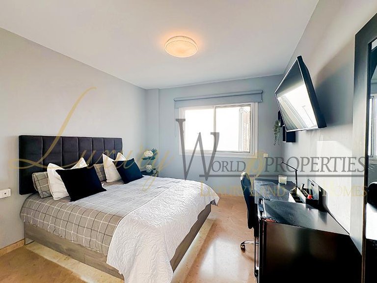 Villa for Sale in Puerto De Santiago, Tenerife, España 34