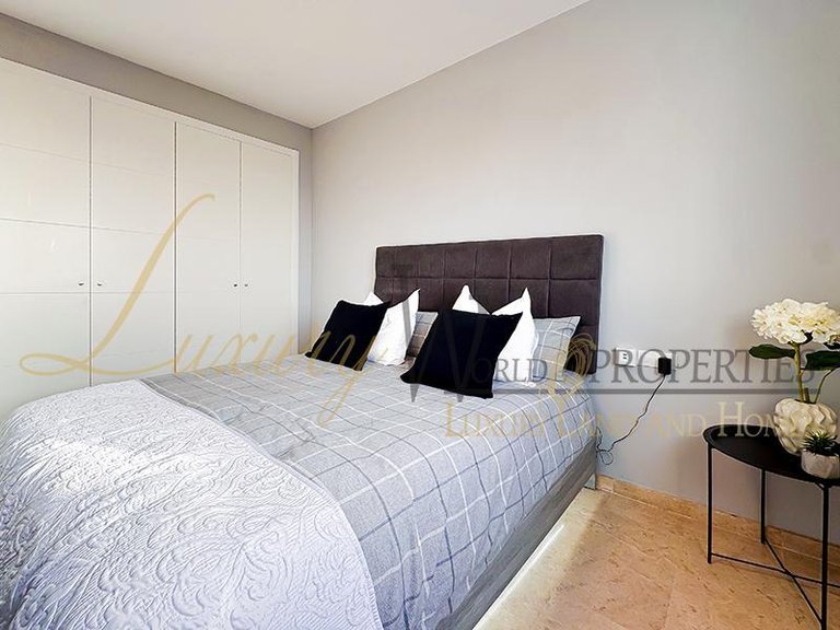 Villa for Sale in Puerto De Santiago, Tenerife, España 36