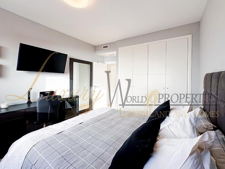 Villa for Sale in Puerto De Santiago, Tenerife, España 37