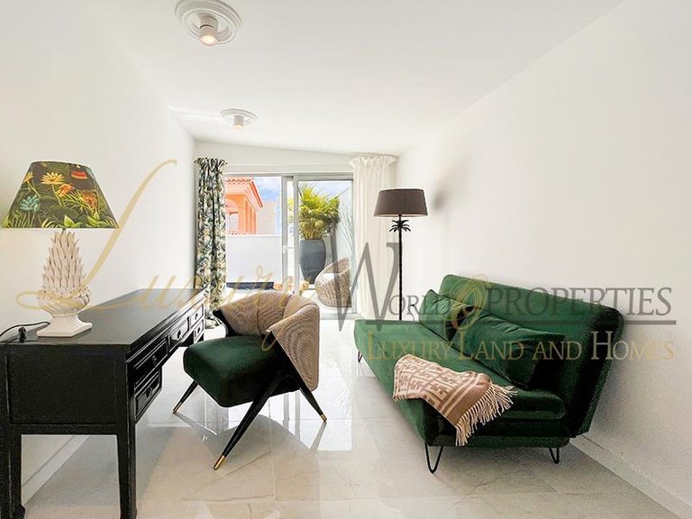 Villa for Sale in Adeje, Tenerife, España 33