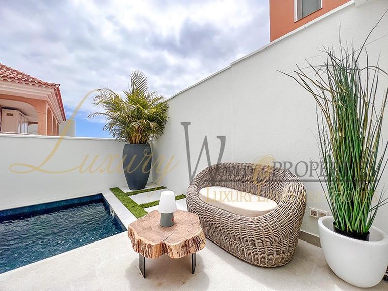 Villa for Sale in Adeje, Tenerife, España 35
