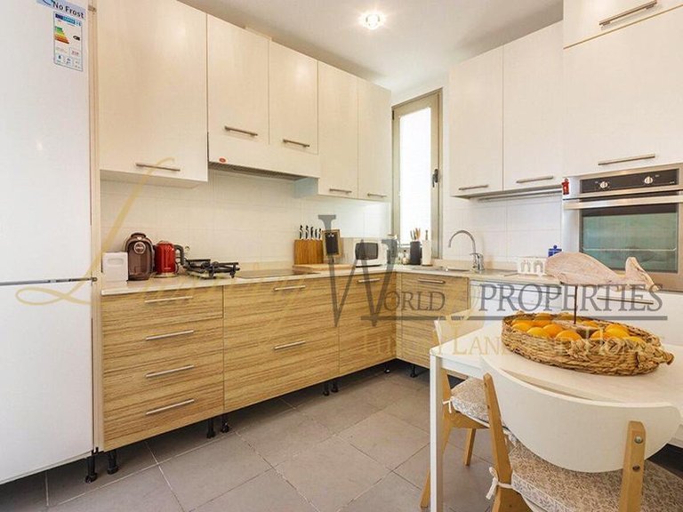 Villa for Sale in Costa Adeje, Tenerife, España 28