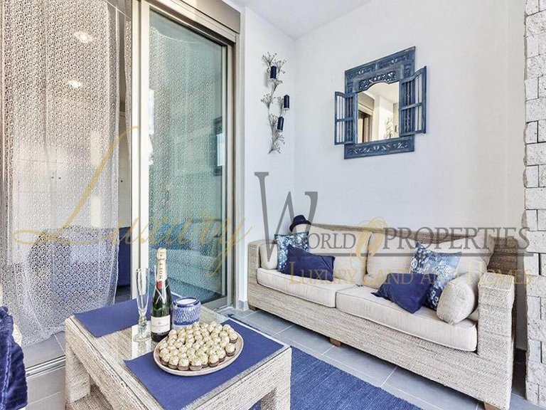 Villa for Sale in Costa Adeje, Tenerife, España 32