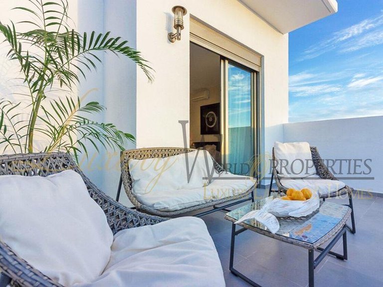 Villa for Sale in Costa Adeje, Tenerife, España 35