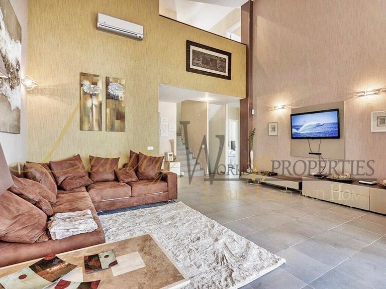 Villa for Sale in Costa Adeje, Tenerife, España 20