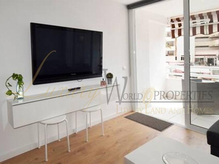 Apartment for Sale in Playa De Las Americas, Tenerife, España 3