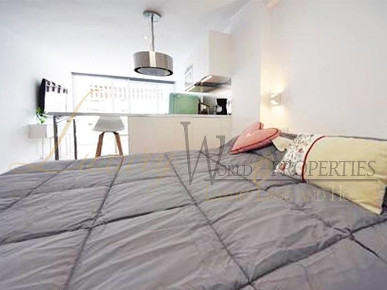 Apartment for Sale in Playa De Las Americas, Tenerife, España 6