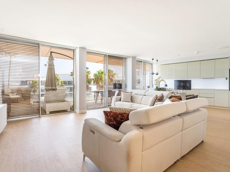 Apartment for Sale in Estepona, Malaga 17