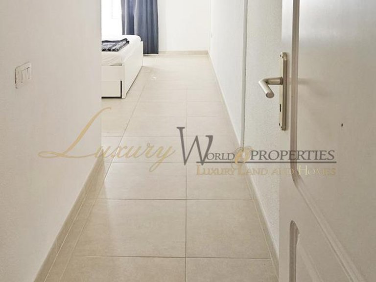 Apartment for Sale in Costa Adeje, Tenerife, España 10