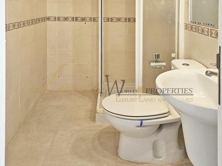 Apartment for Sale in Costa Adeje, Tenerife, España 12