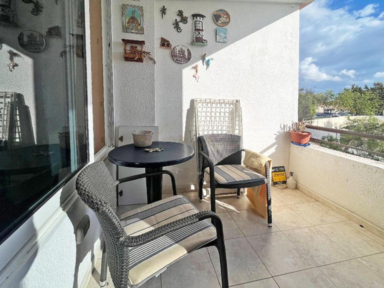 Apartment for Sale in Playa De Las Americas, Tenerife, España 1