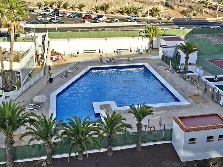 Apartment for Sale in Playa De Las Americas, Tenerife, España 10