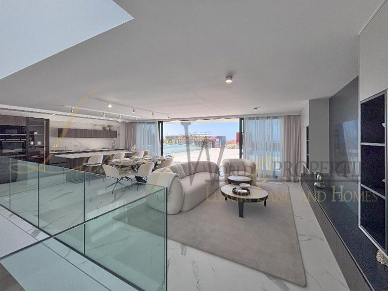 Villa for Sale in Costa Adeje, Tenerife, España 13