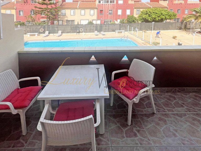 Apartment for Sale in Costa Del Silencio, Tenerife, España 1