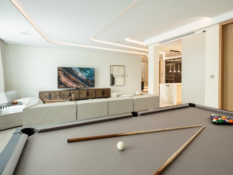 Villa for Sale in Marbella, Malaga 38