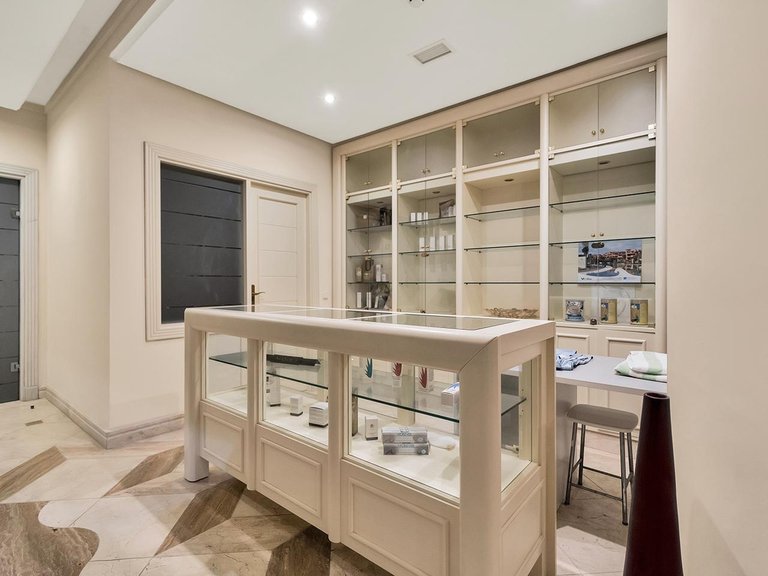 Apartment for Sale in Estepona, Malaga 29