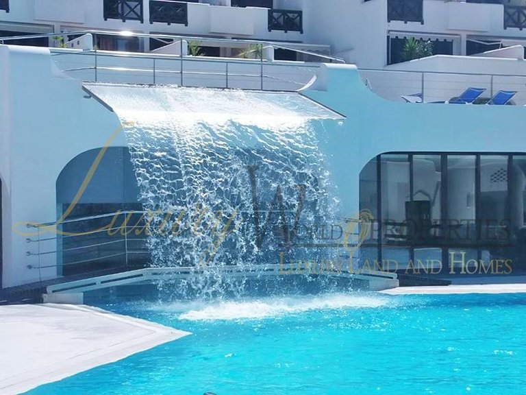 Apartment for Sale in Playa Paraiso, Tenerife, España 16