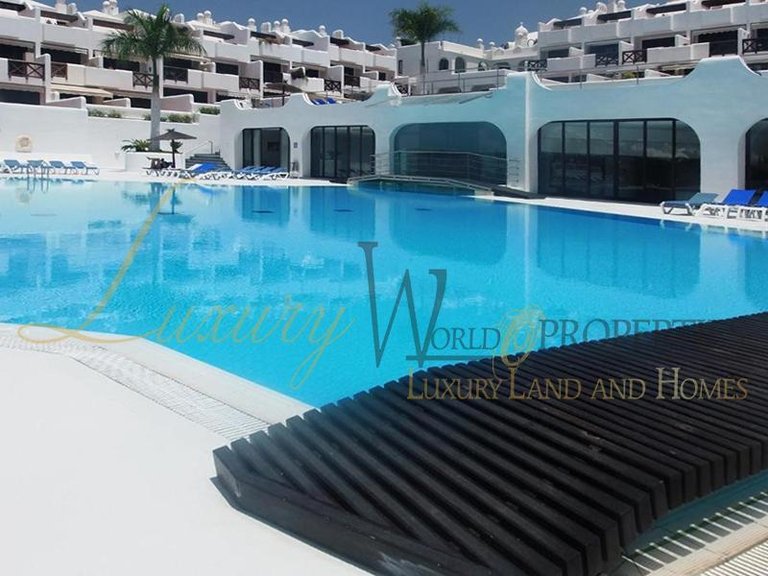 Apartment for Sale in Playa Paraiso, Tenerife, España 21