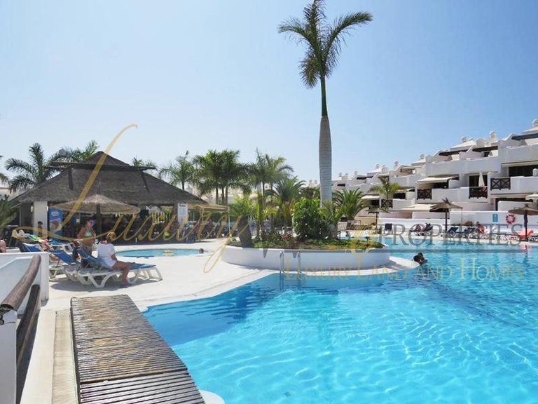 Apartment for Sale in Playa Paraiso, Tenerife, España 18