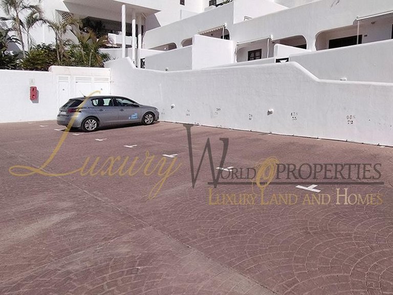 Apartment for Sale in Playa Paraiso, Tenerife, España 15
