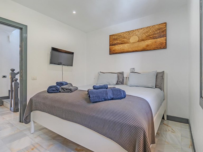 Villa for Sale in Playa De Las Americas, Tenerife, España 46