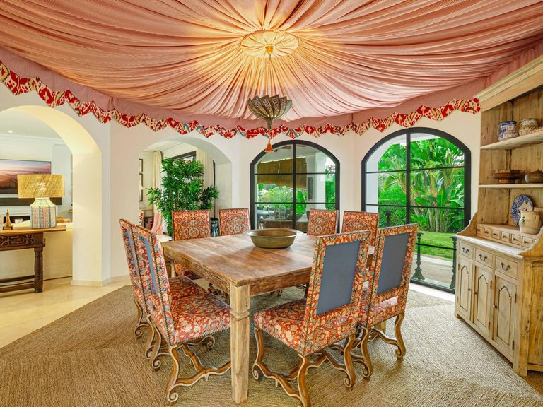 Villa for Sale in Benahavís, Malaga 7