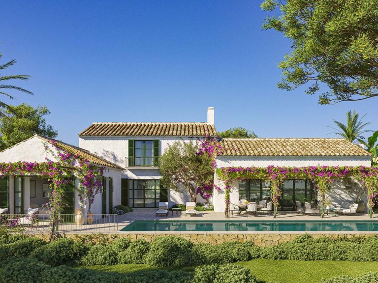 Villa for Sale in Casares, Malaga 2