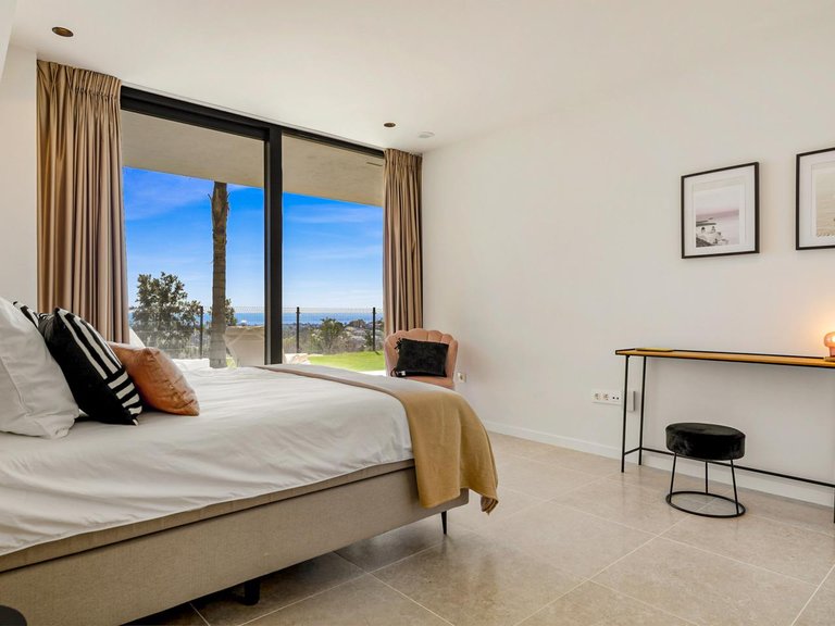 Villa for Sale in Benahavis, Malaga 15