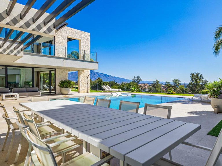 Villa for Sale in Benahavis, Malaga 21