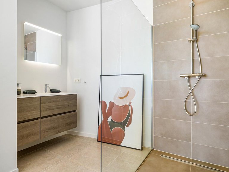 Villa for Sale in Benahavis, Malaga 14