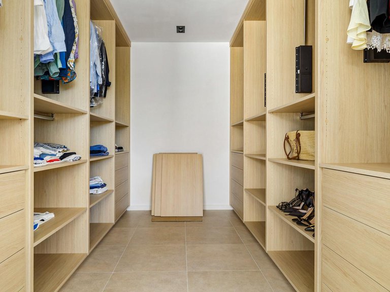 Villa for Sale in Benahavis, Malaga 7