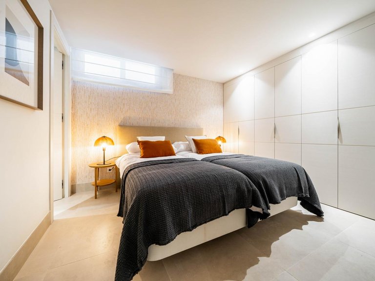 Villa for Sale in Estepona, Malaga 12