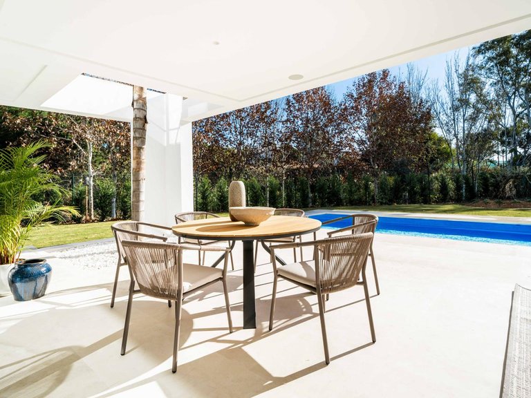 Villa for Sale in Estepona, Malaga 1