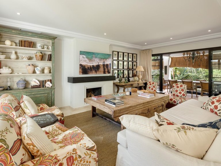 Villa for Sale in Benahavís, Malaga 2