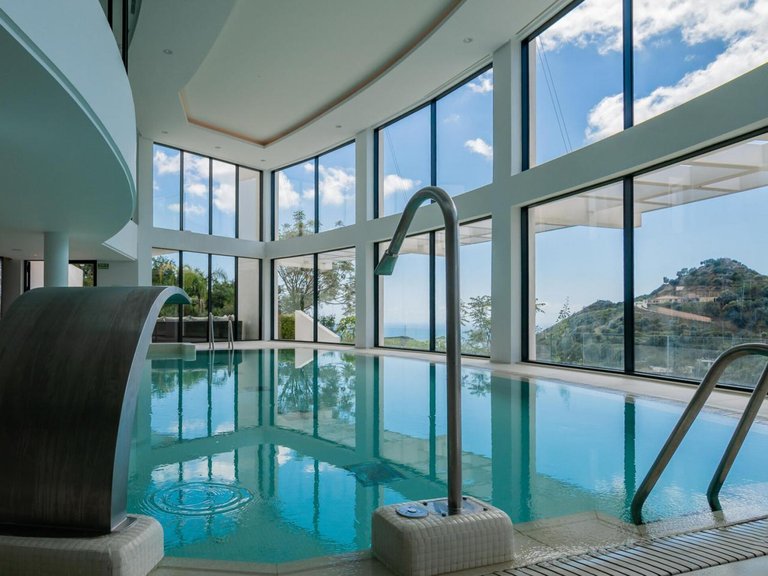 Apartment for Sale in Marbella, Malaga 35