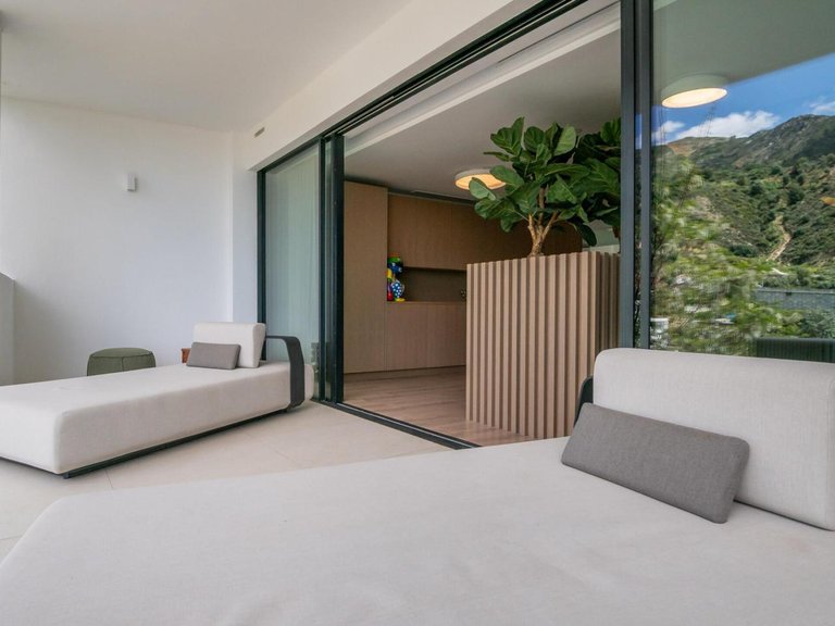 Apartment for Sale in Marbella, Malaga 18