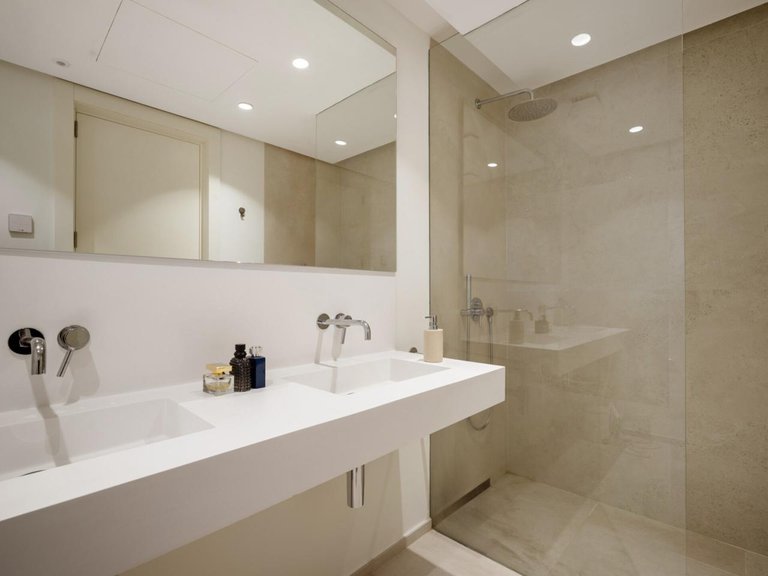 Apartment for Sale in Marbella, Malaga 26