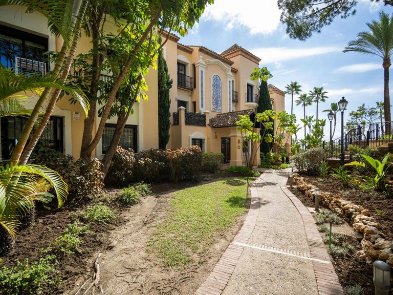 Town House for Sale in Benahavís, Malaga 29