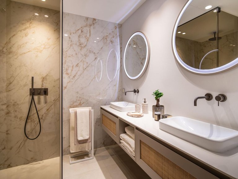 Town House for Sale in Benahavís, Malaga 11