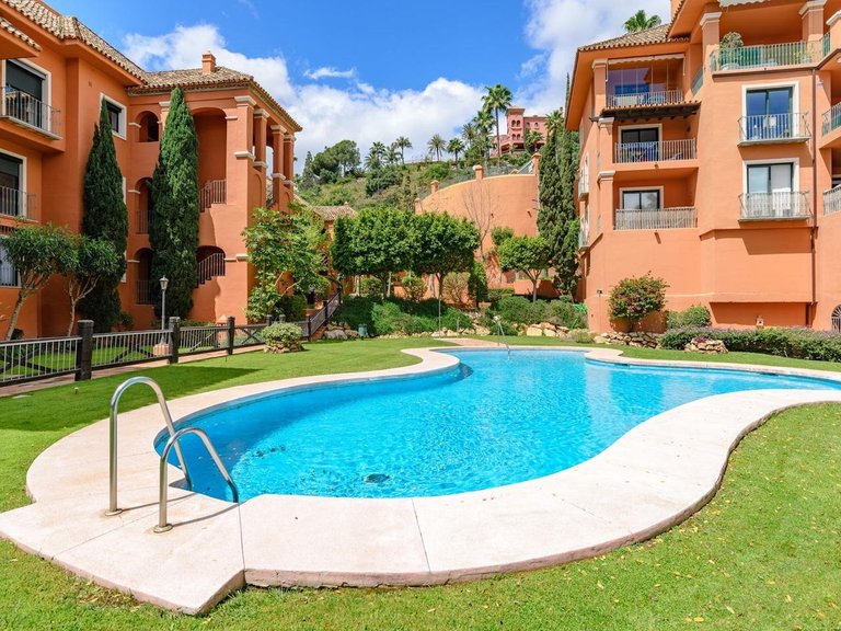 Apartment for Sale in Benahavís, Malaga 5