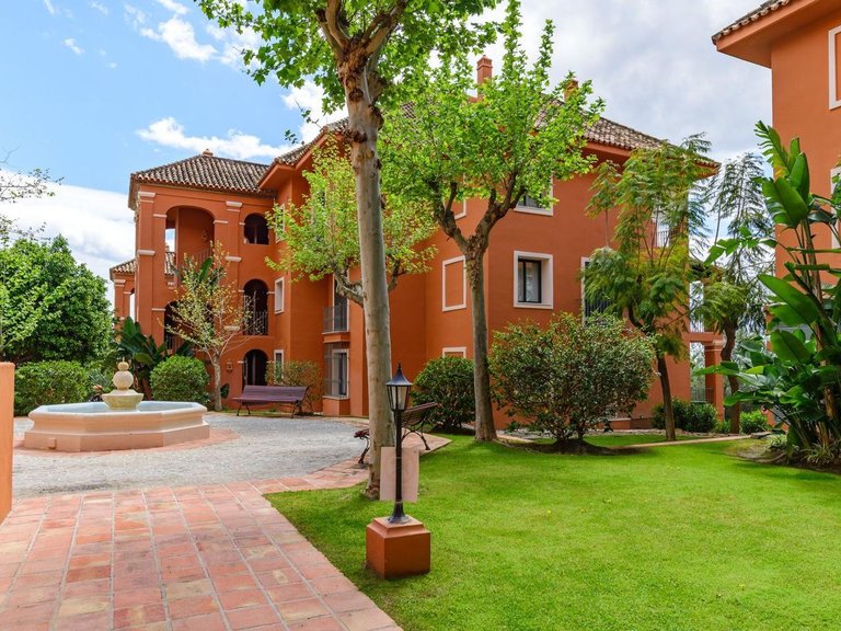 Apartment for Sale in Benahavís, Malaga 9