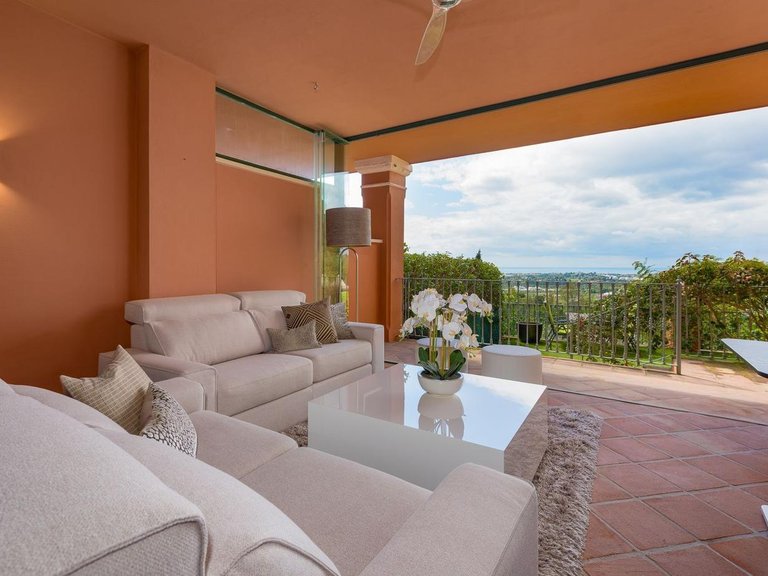 Apartment for Sale in Benahavís, Malaga 14