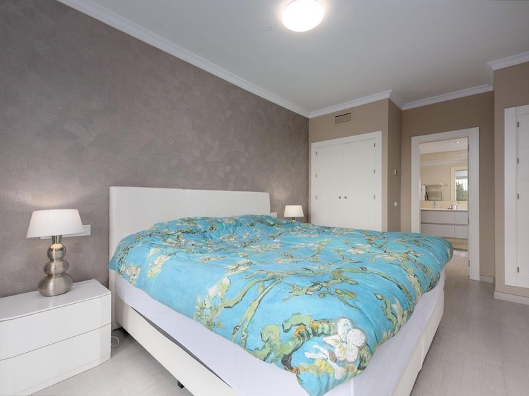 Apartment for Sale in Benahavís, Malaga 33