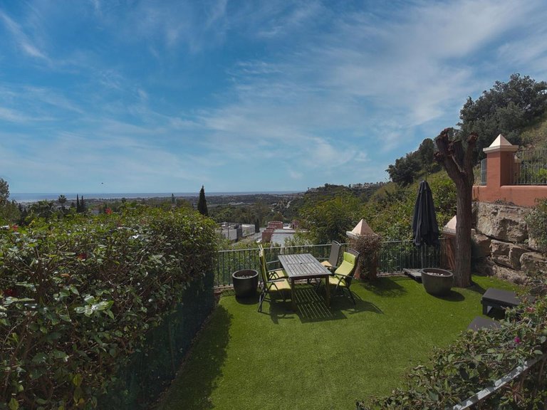 Apartment for Sale in Benahavís, Malaga 12