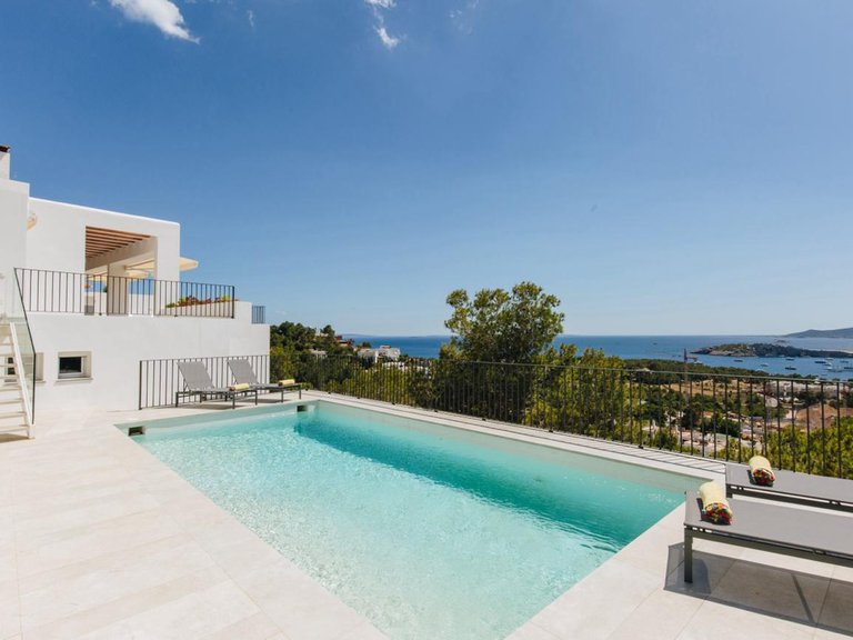 Villa for Rent in Ibiza, Balearic Islands 7