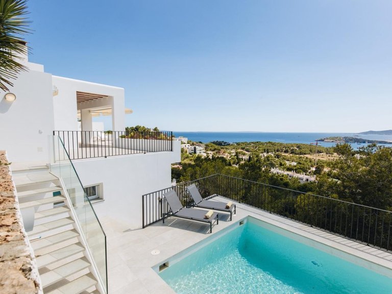 Villa for Rent in Ibiza, Balearic Islands 3