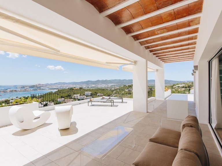 Villa for Rent in Ibiza, Balearic Islands 11