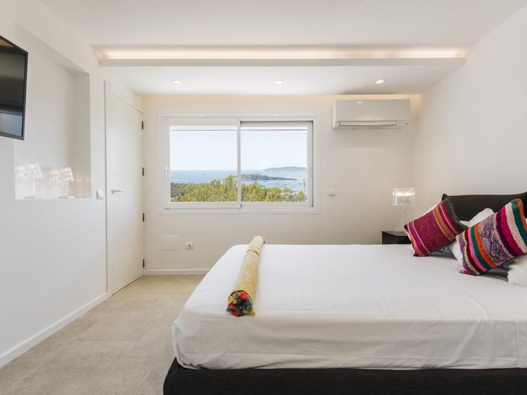 Villa for Rent in Ibiza, Balearic Islands 22